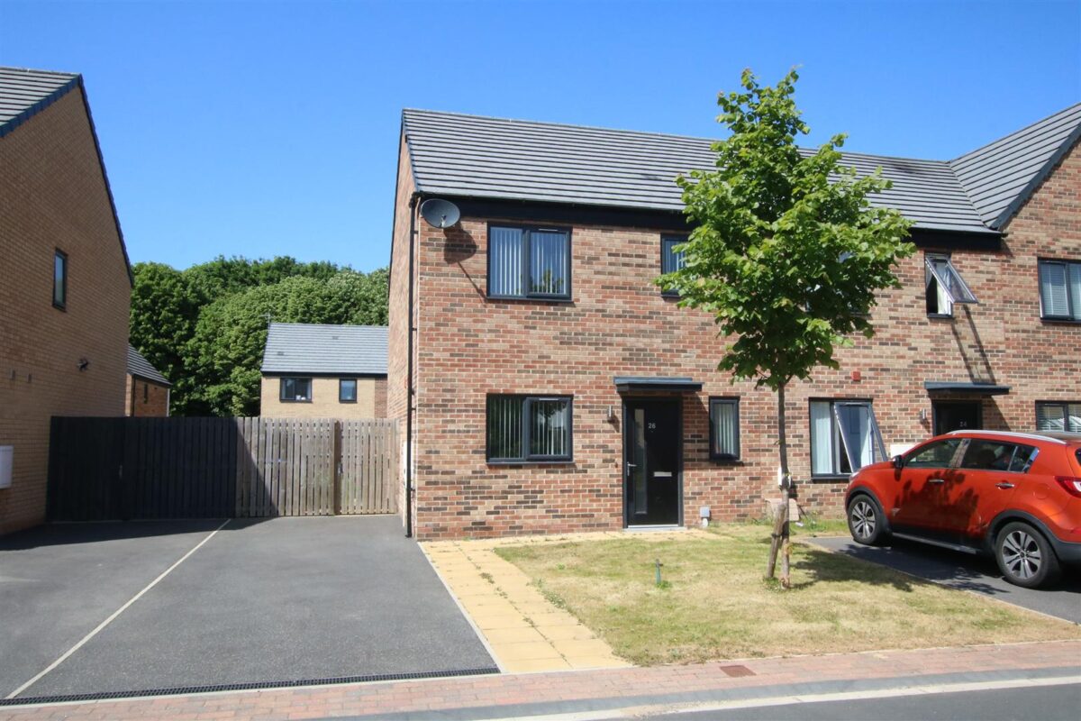 Pond Close, Lakeside, Doncaster