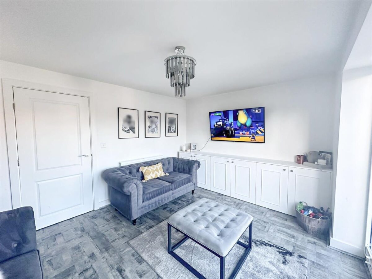 Chester Drive, Lakeside, Doncaster