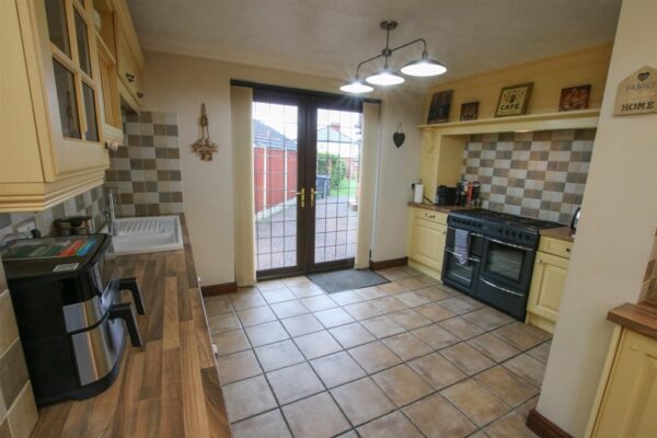 Doncaster Road, Hatfield, Doncaster