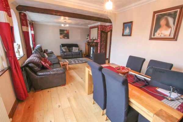 Doncaster Road, Hatfield, Doncaster