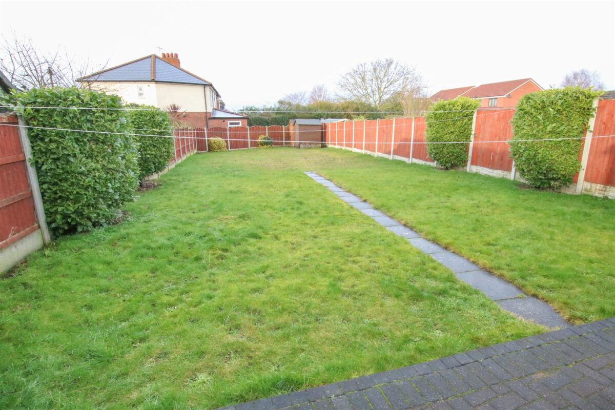 Doncaster Road, Hatfield, Doncaster