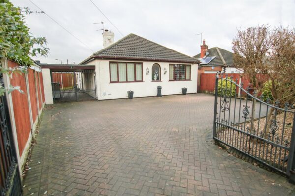 Doncaster Road, Hatfield, Doncaster