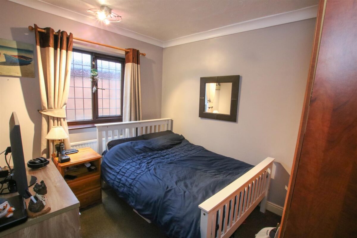 Doncaster Road, Hatfield, Doncaster