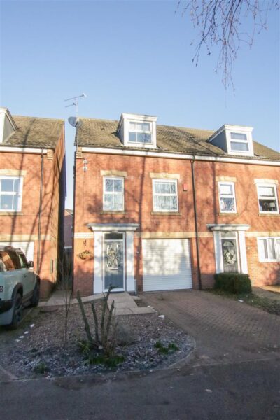 Fountains Close, Kirk Sandall, Doncaster
