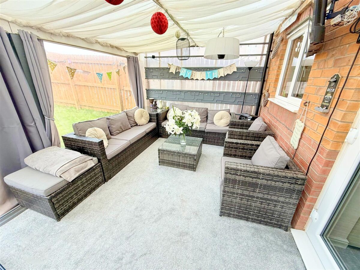 Thorncliffe Drive, Stainforth, Doncaster