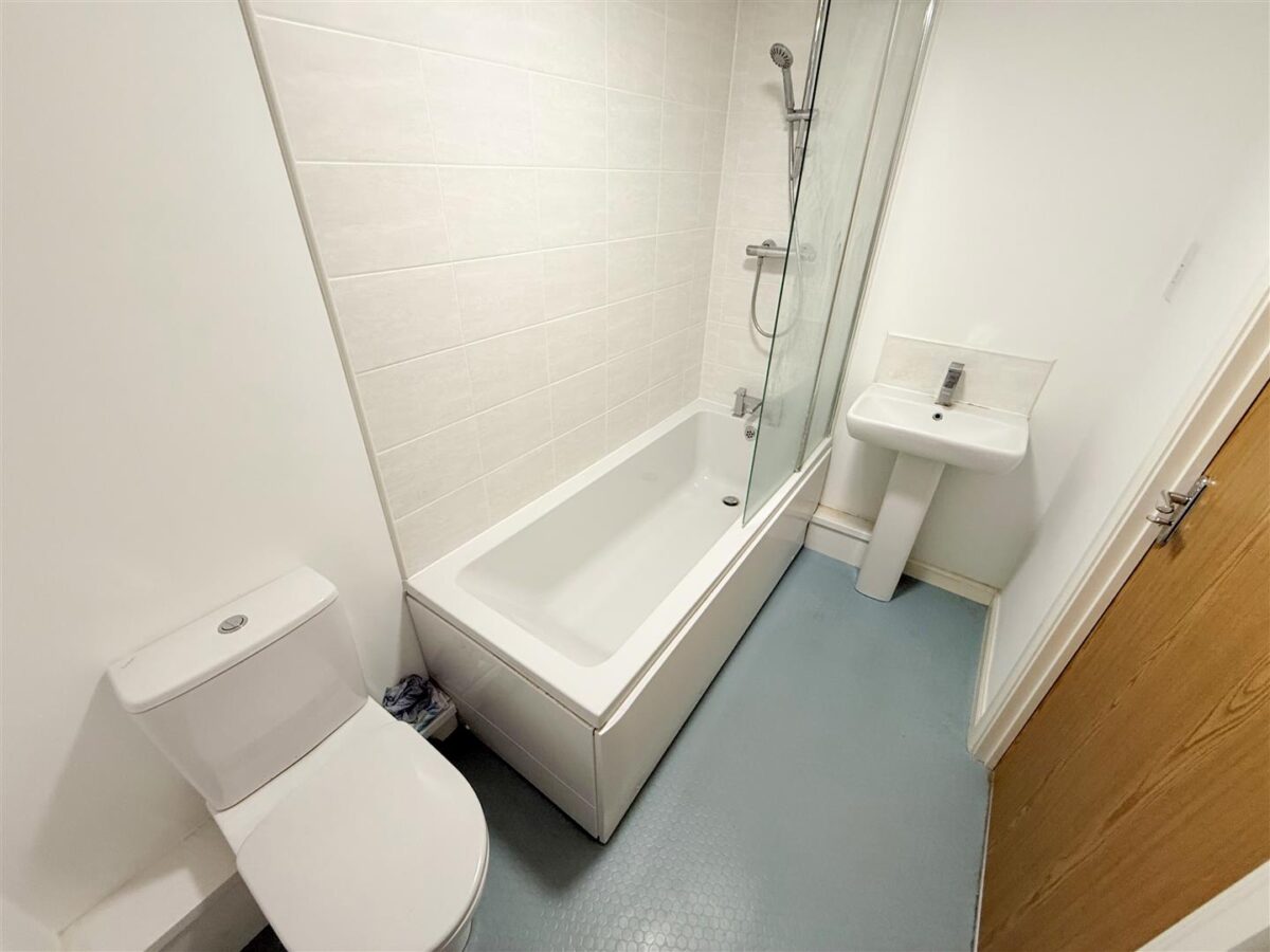 Rosso Close, Doncaster
