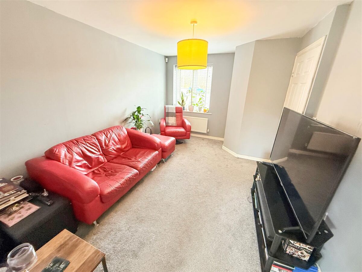 Summit Drive, Doncaster
