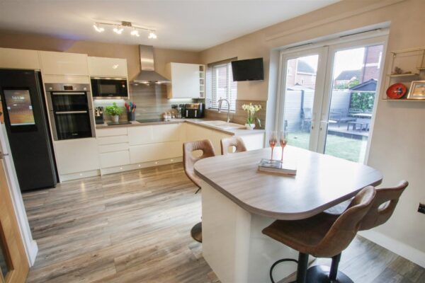 Walstow Crescent, Armthorpe, Doncaster