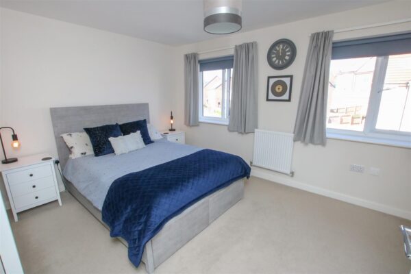 Creek Drive, Woodlands, Doncaster