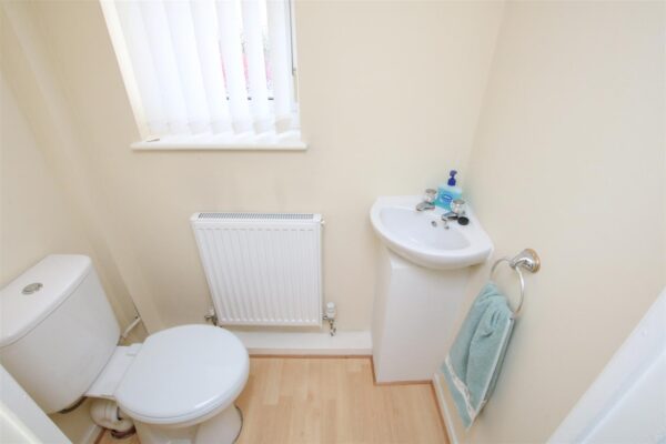 Thorpehall Road, Edenthorpe, Doncaster