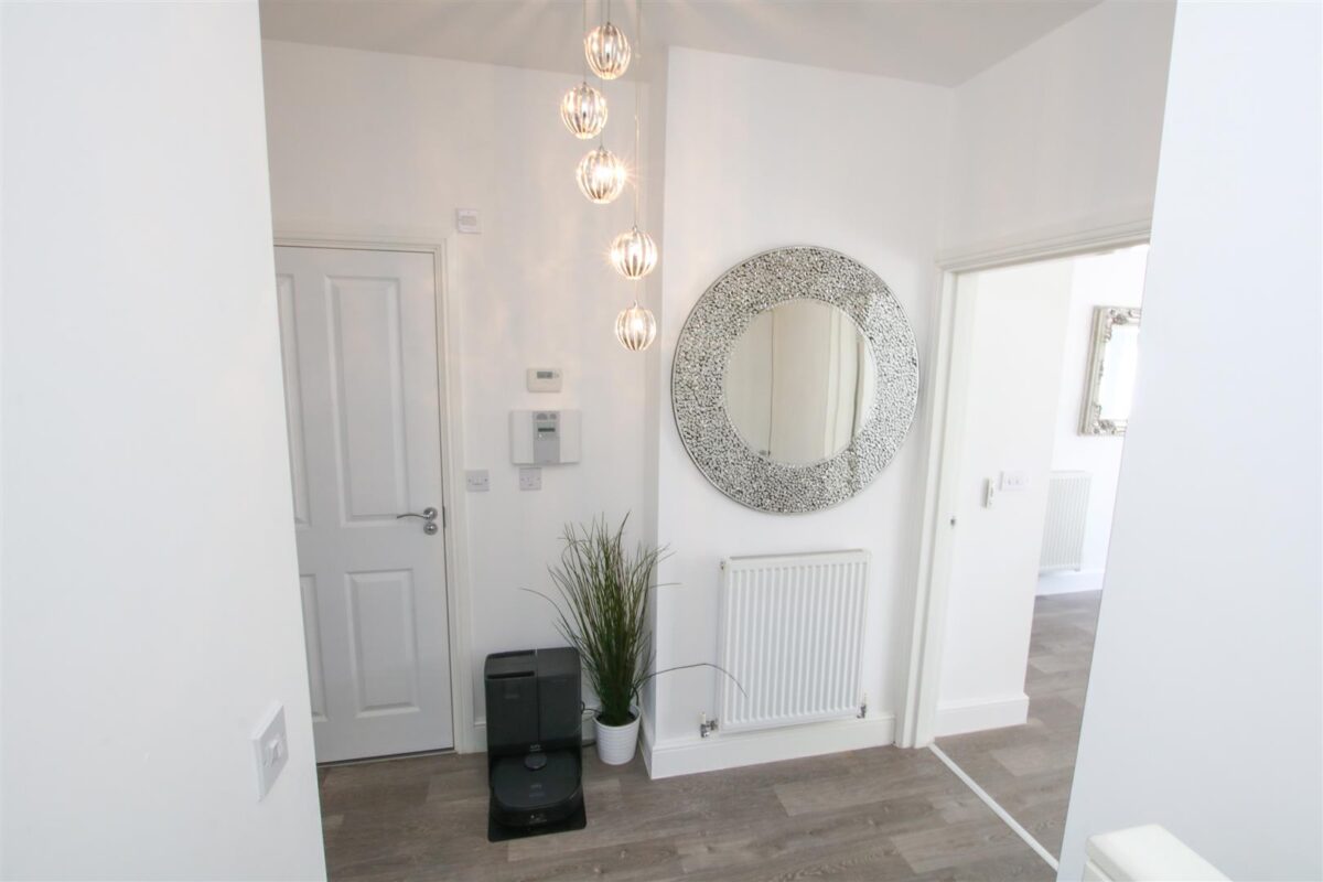 Winscar Road, Lakeside, Doncaster