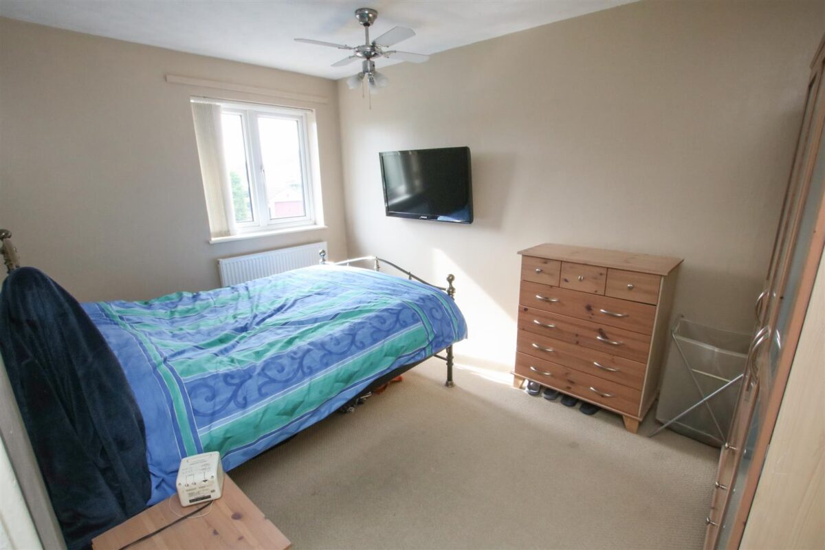 Thorpehall Road, Edenthorpe, Doncaster