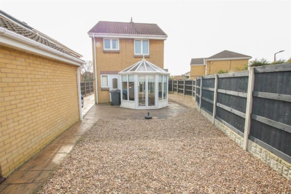 Thorpehall Road, Edenthorpe, Doncaster