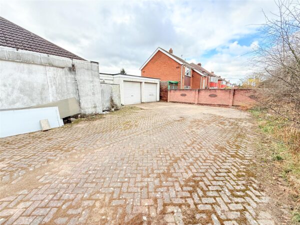 Thorne Road, Edenthorpe, Doncaster