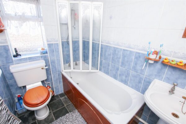 Cedar Close, Doncaster