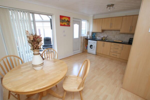 Thorpehall Road, Edenthorpe, Doncaster