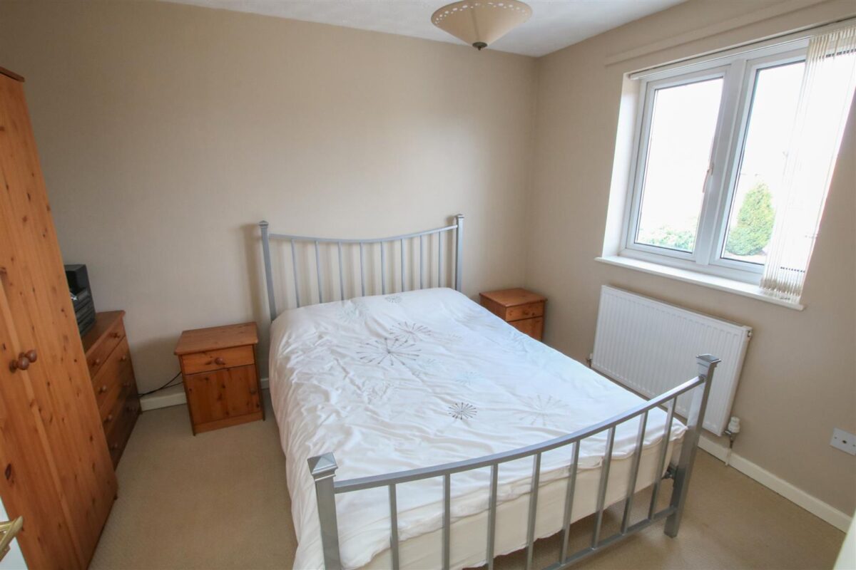 Thorpehall Road, Edenthorpe, Doncaster