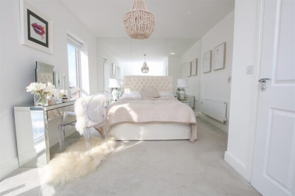 Winscar Road, Lakeside, Doncaster