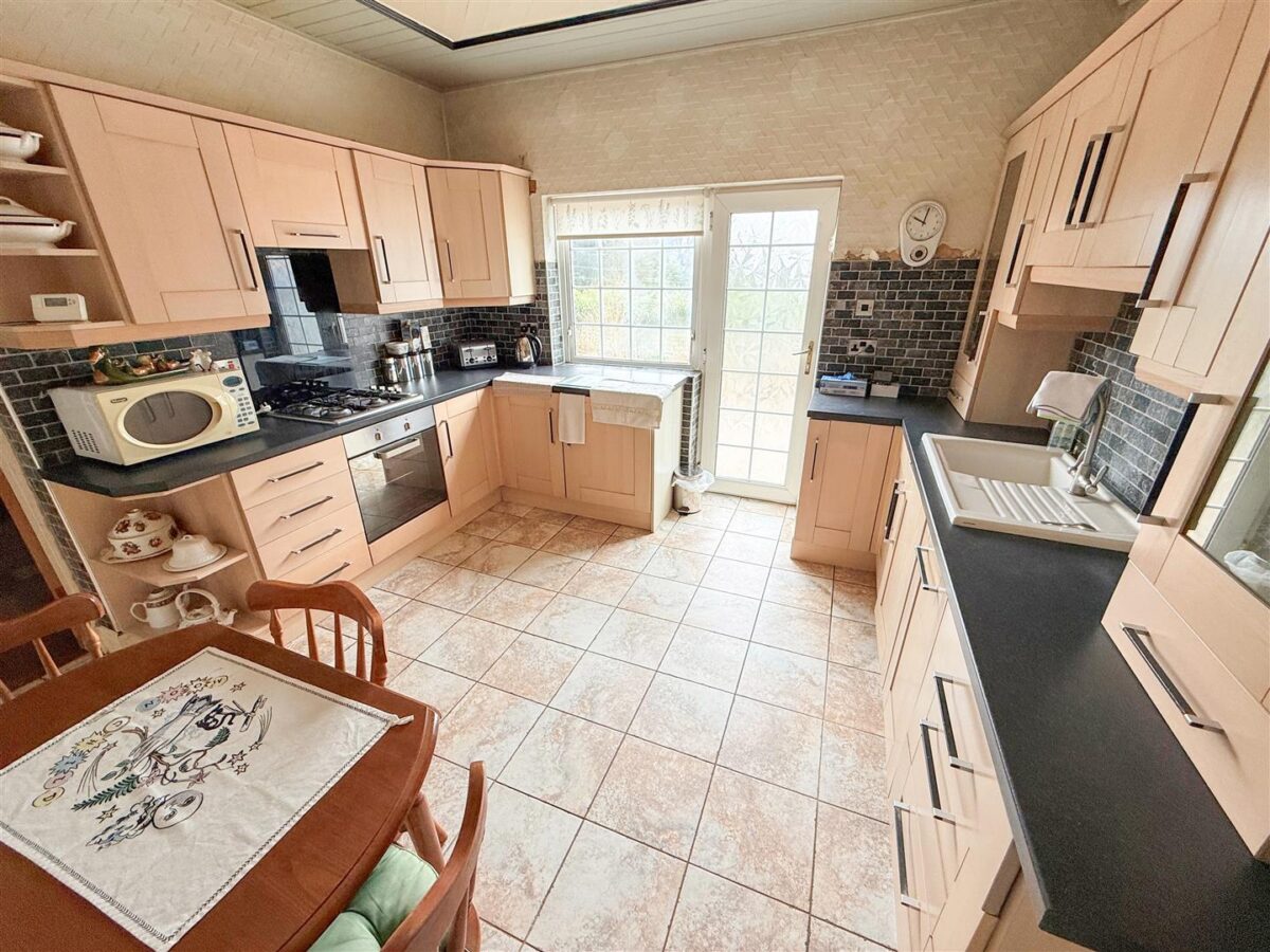 Thorne Road, Edenthorpe, Doncaster