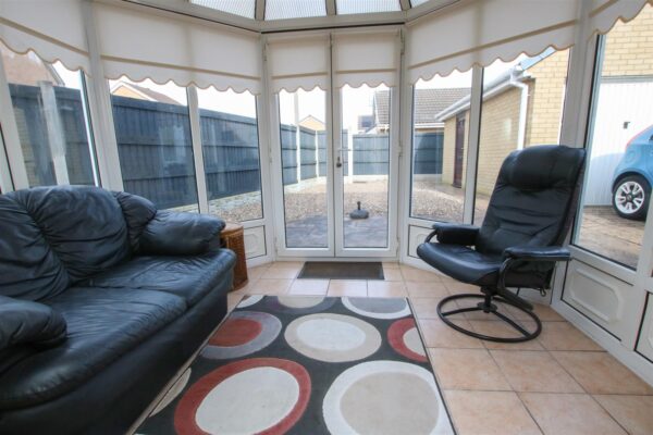 Thorpehall Road, Edenthorpe, Doncaster