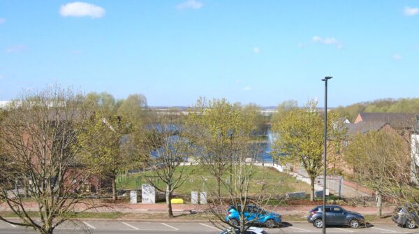 Lakeside Boulevard, Doncaster