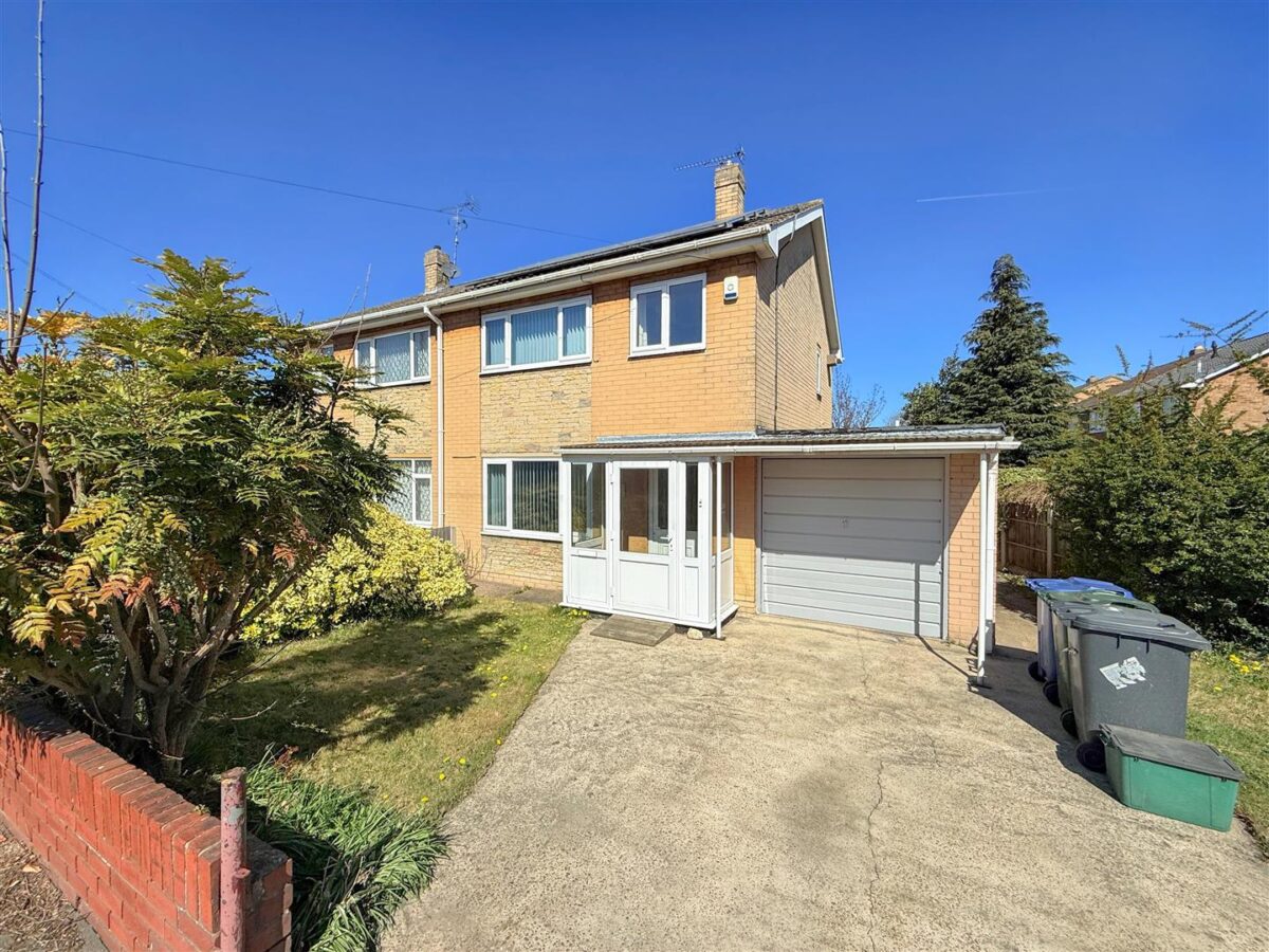 Stirling Avenue, Bawtry, Doncaster