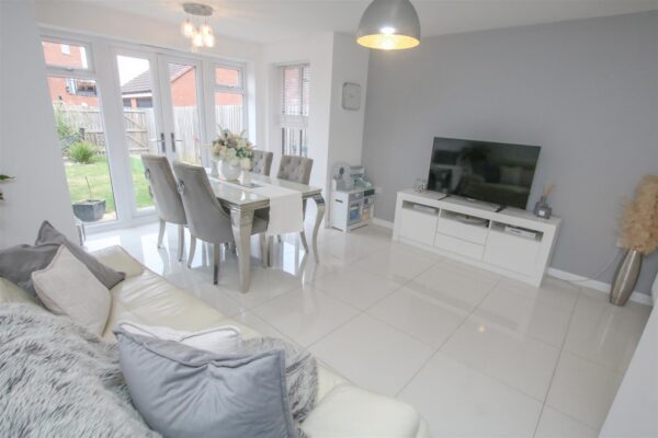 Gliwice Way, Lakeside, Doncaster