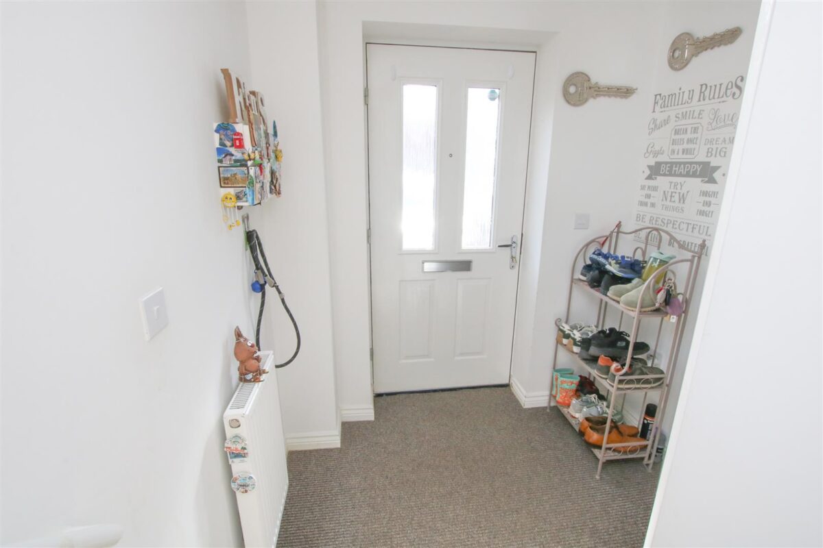 Heatherfields Crescent, New Rossington, Doncaster
