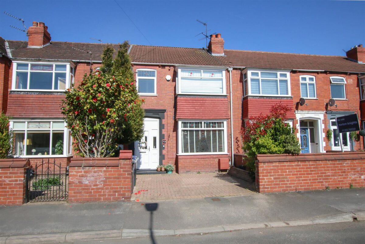 Holyrood Road, Town Moor, Doncaster