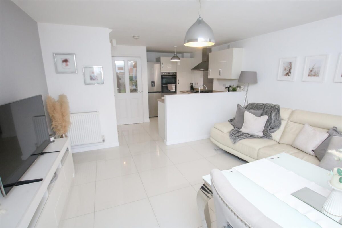 Gliwice Way, Lakeside, Doncaster