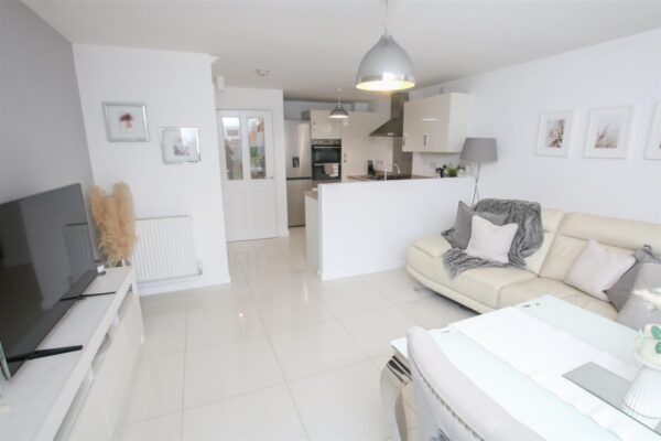 Gliwice Way, Lakeside, Doncaster