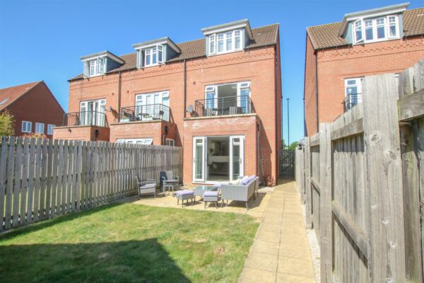 Gliwice Way, Lakeside, Doncaster