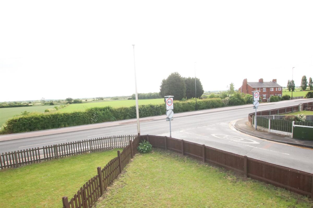 Doncaster Lane, Woodlands, Doncaster