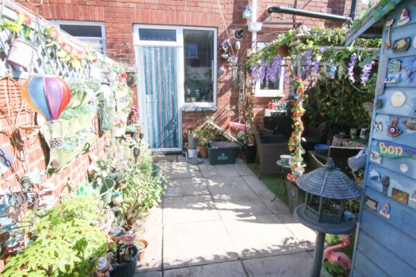 Grove Avenue, Doncaster