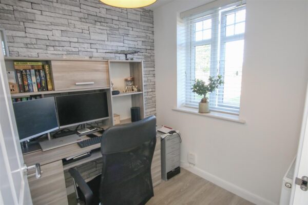 Gliwice Way, Lakeside, Doncaster