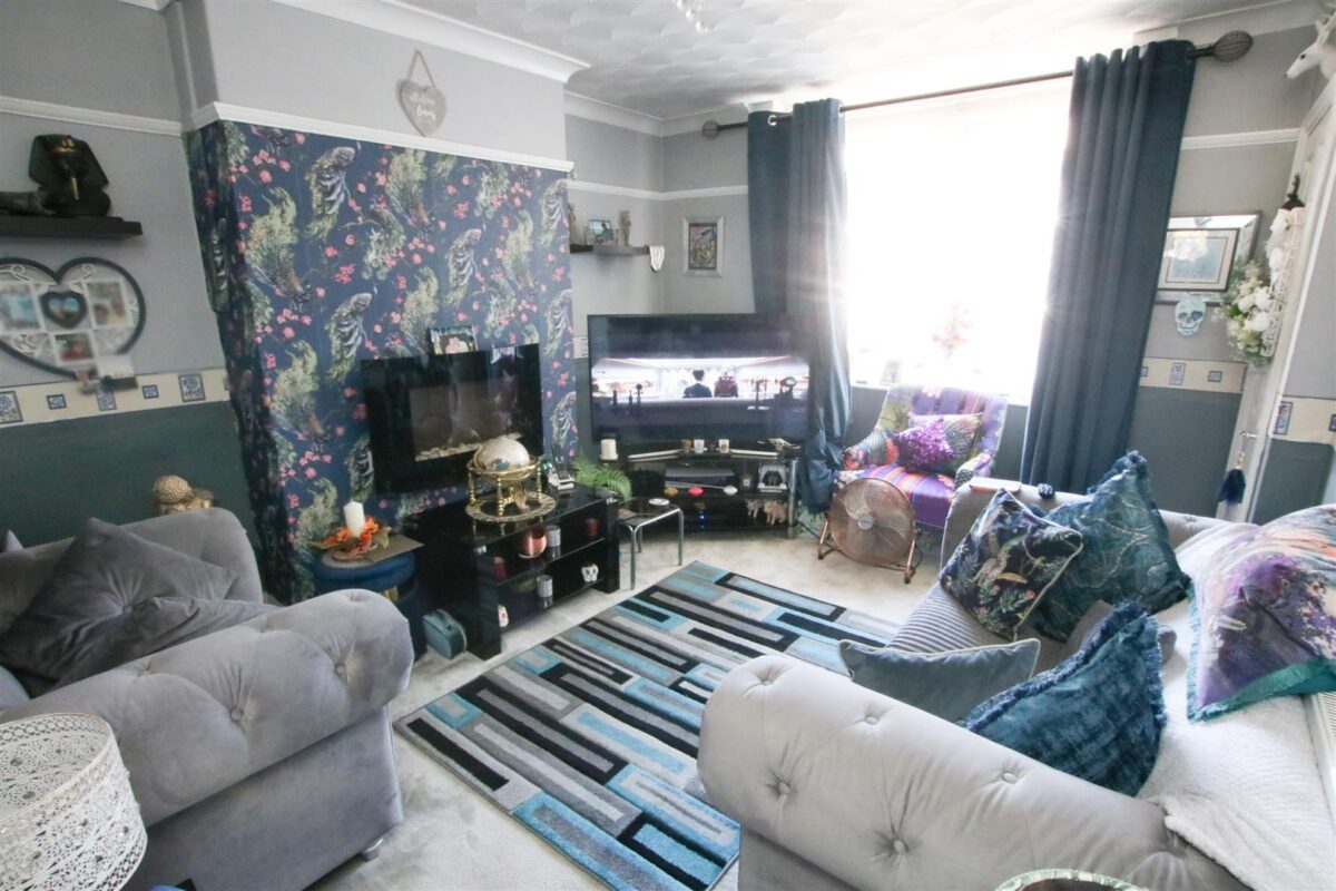 Grove Avenue, Doncaster