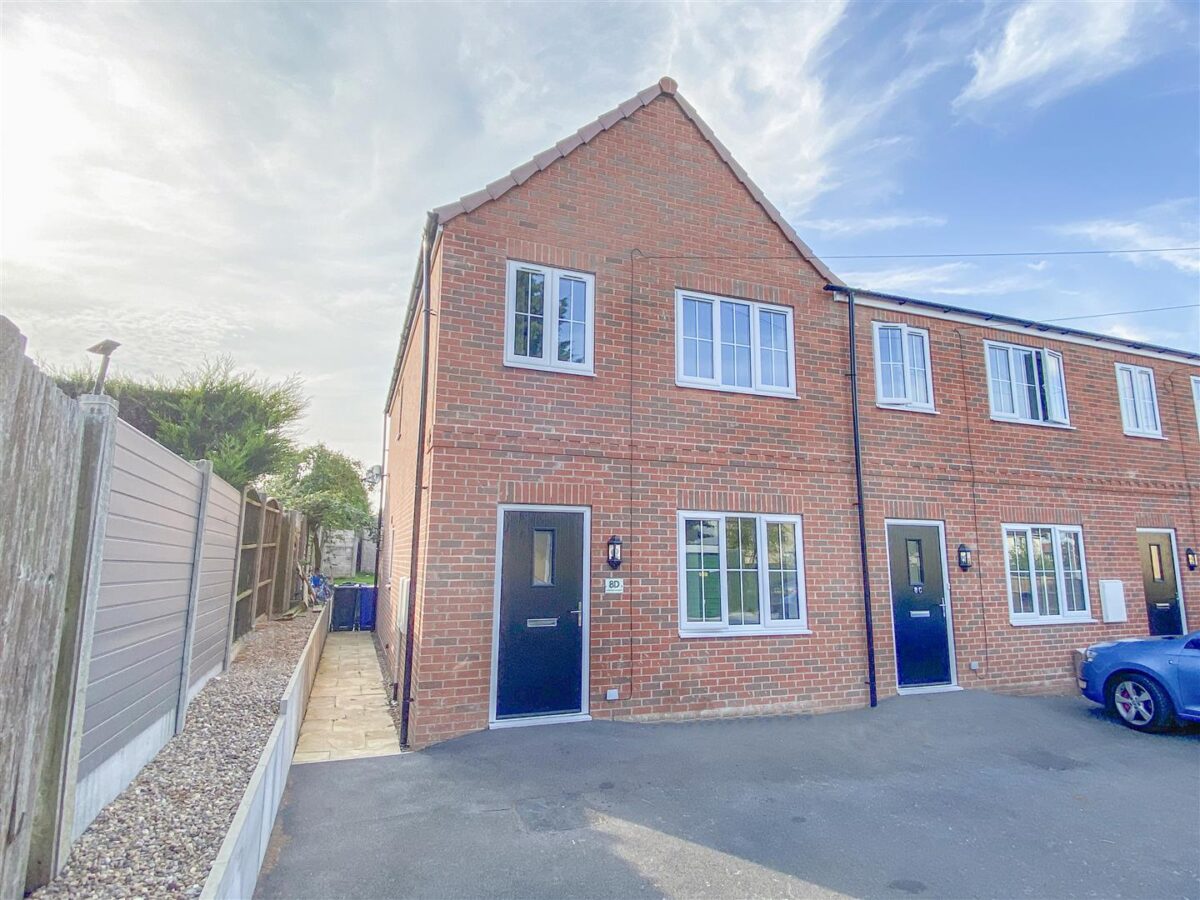 Lime Tree Crescent, New Rossington, Doncaster