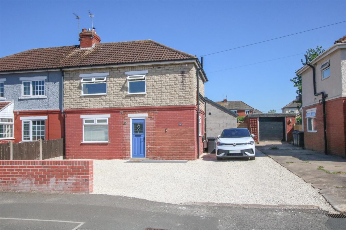 Rowena Avenue, Edenthorpe, Doncaster