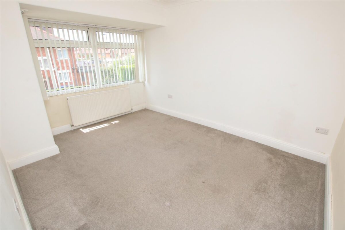 Lauder Road, Bentley, Doncaster