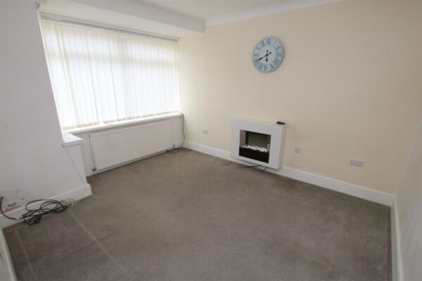 Lauder Road, Bentley, Doncaster