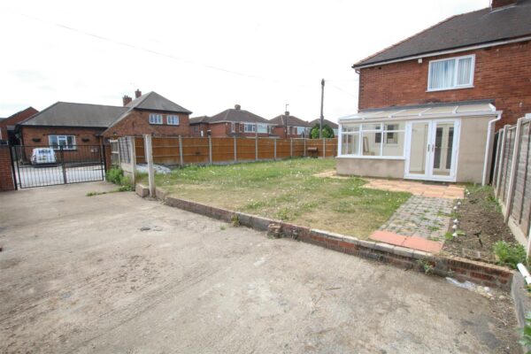 Lauder Road, Bentley, Doncaster