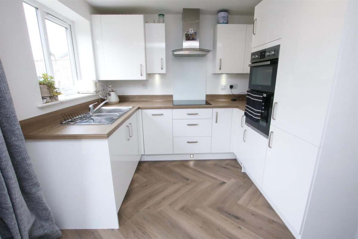 Gosford Road, Wheatley