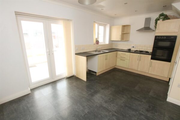 Lauder Road, Bentley, Doncaster