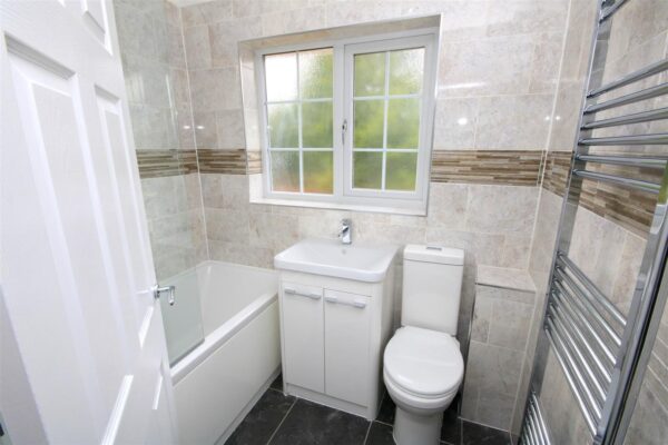 Newfields Avenue, Moorends, Doncaster