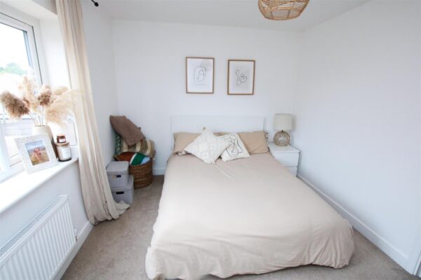 Gosford Road, Wheatley