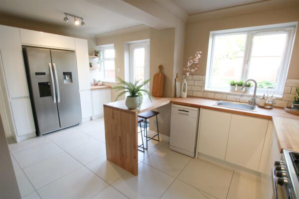 Ivatt Close, Bawtry, Doncaster