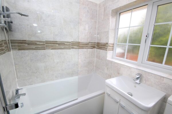 Newfields Avenue, Moorends, Doncaster