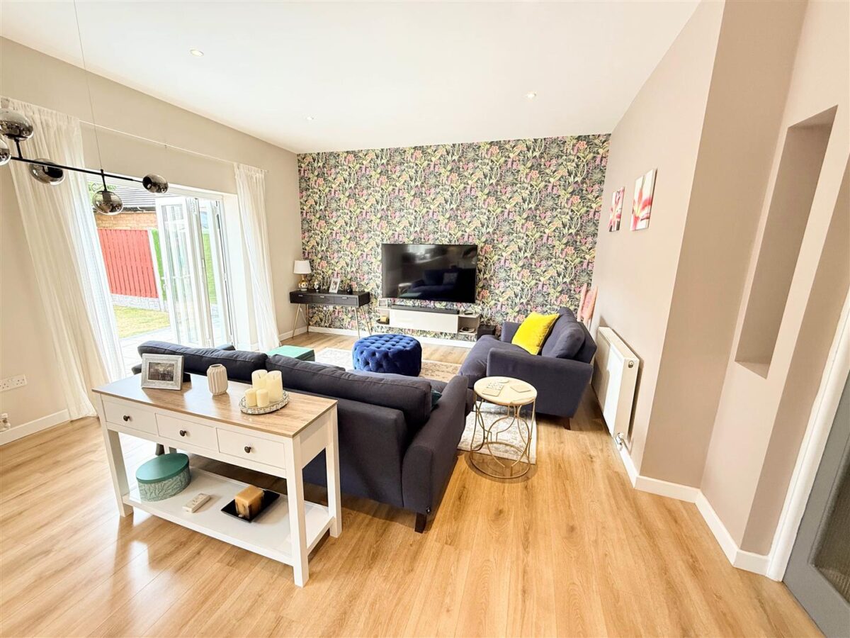 Hatchell Drive, Doncaster