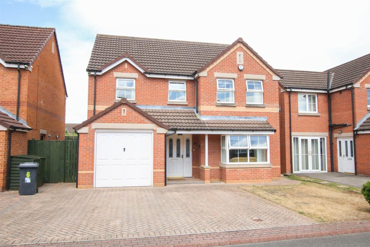 Hurlstone Close, Edenthorpe, Doncaster
