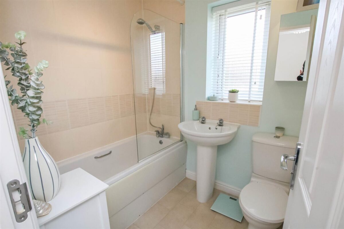 Aidans Close, Doncaster